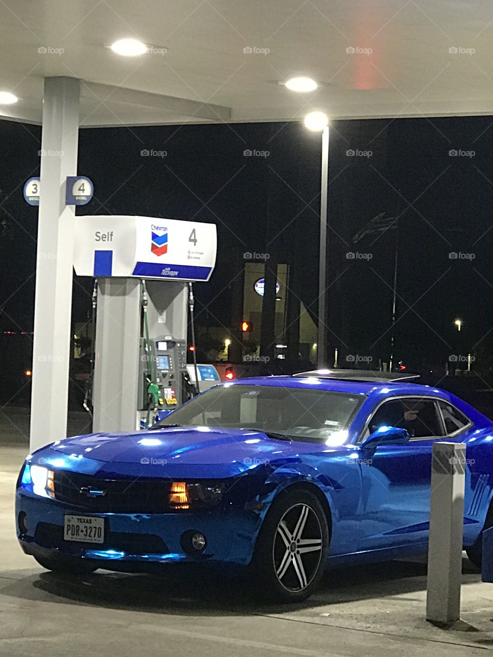 Chevron, America’s gas station! Chevrolet Camero in metallic pearlescent blue.