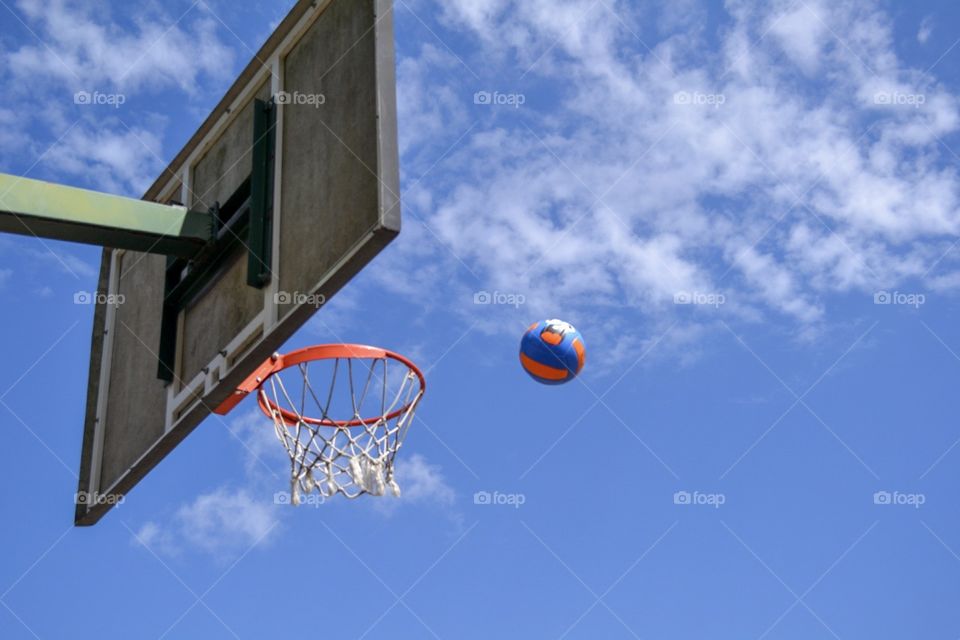 Blue sky and basketball cest 