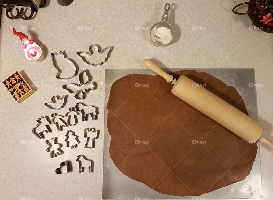 baking gingerbread