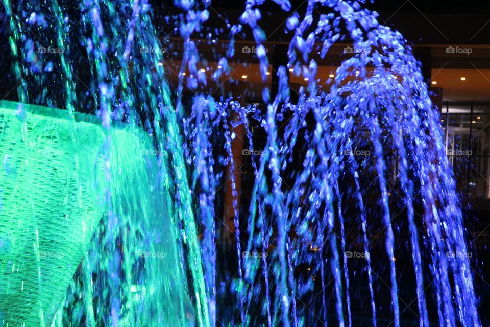 fountain water in motion shot photo