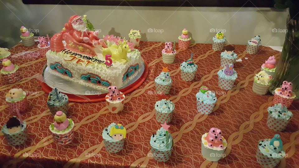 birthday party cakes