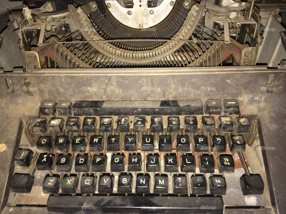 old typewriter dirty 