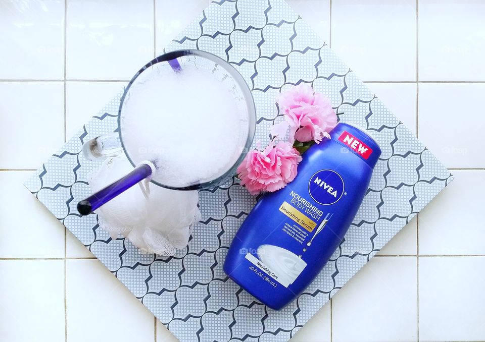 Nivea flat lay