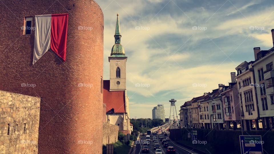 #bratislava #goodview #turist #travel #photobyme #sky #blue #city #europe 