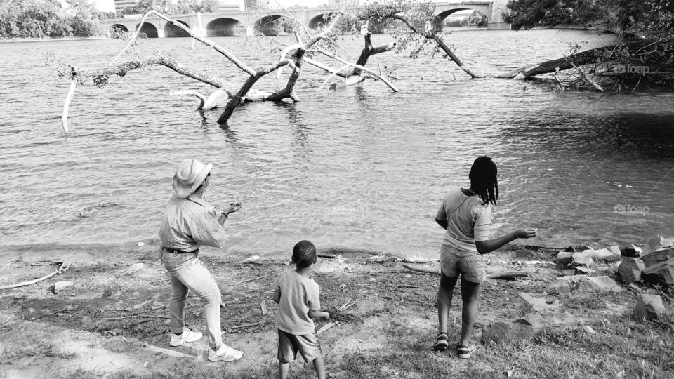 B&W - Skipping Rocks