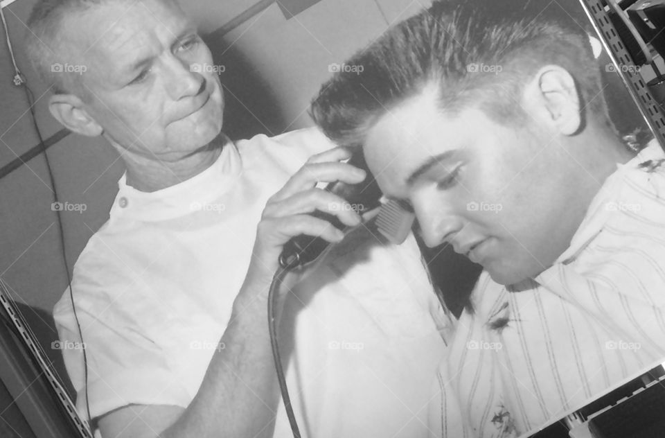 The Main Man Elvis Having His Haircut. I Appreciate This Photo As I Have Been Babering 23yrs Since I Was Age 15 Amazing To Be Able To Meet So Many Amazing People. The Barbers Chair Is The Truth Chair.