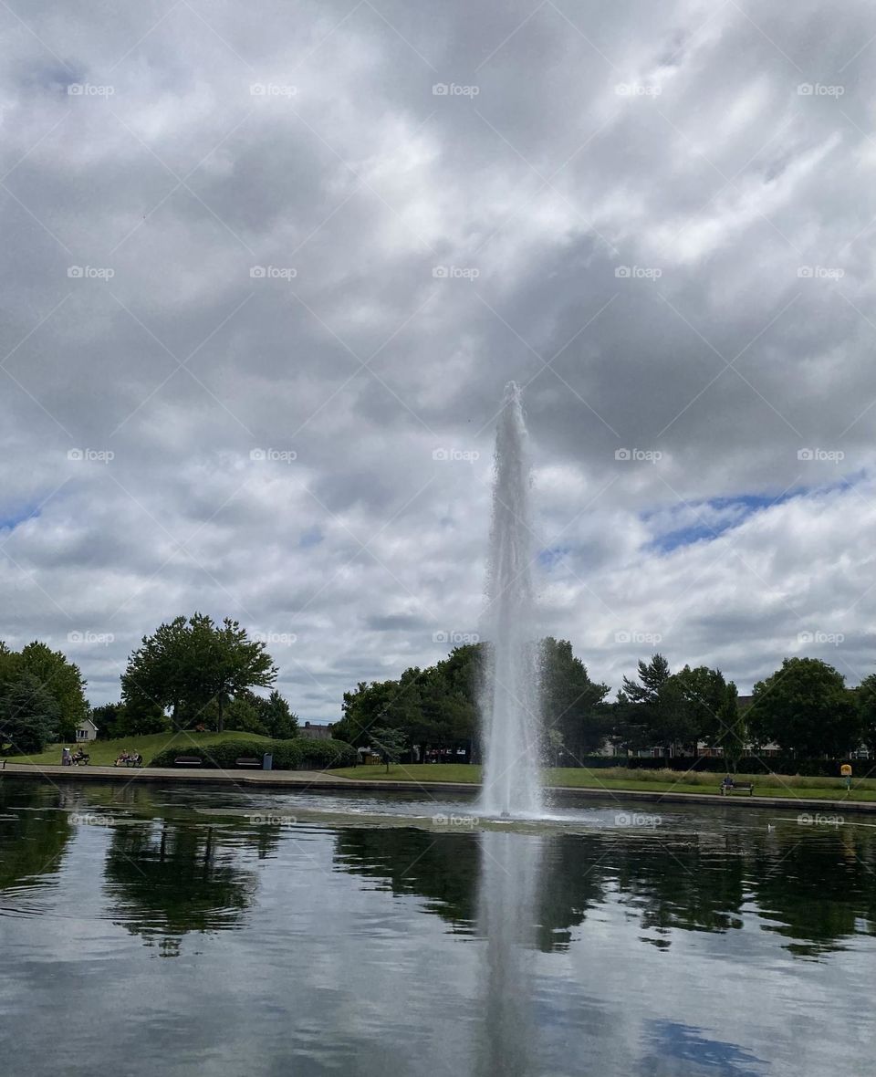 Fountain in the middle of the park