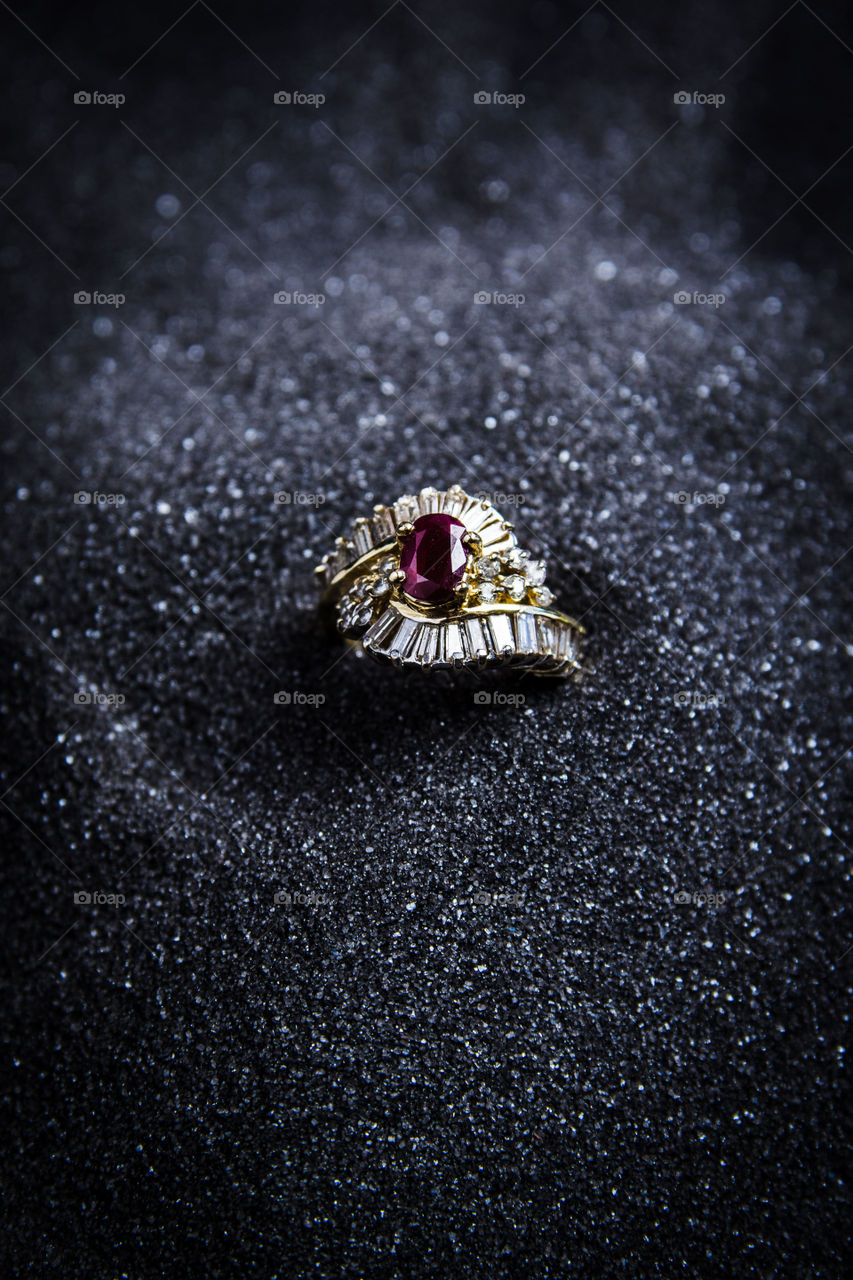 Ring ruby diamonds