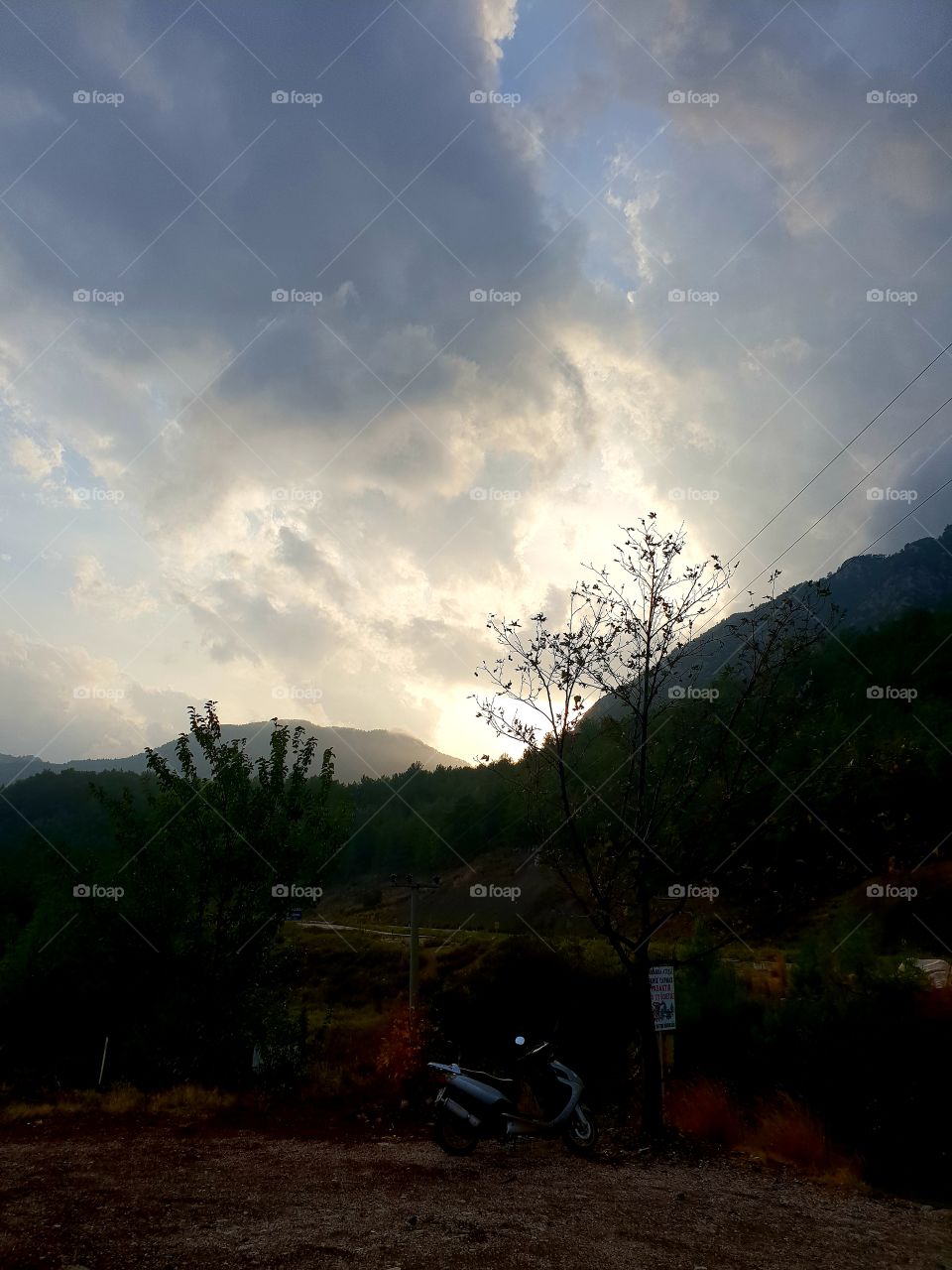 clouds sunset montains