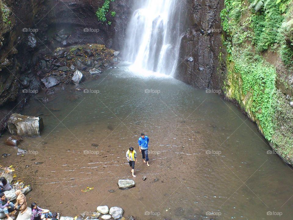 do you want to take a bath here?