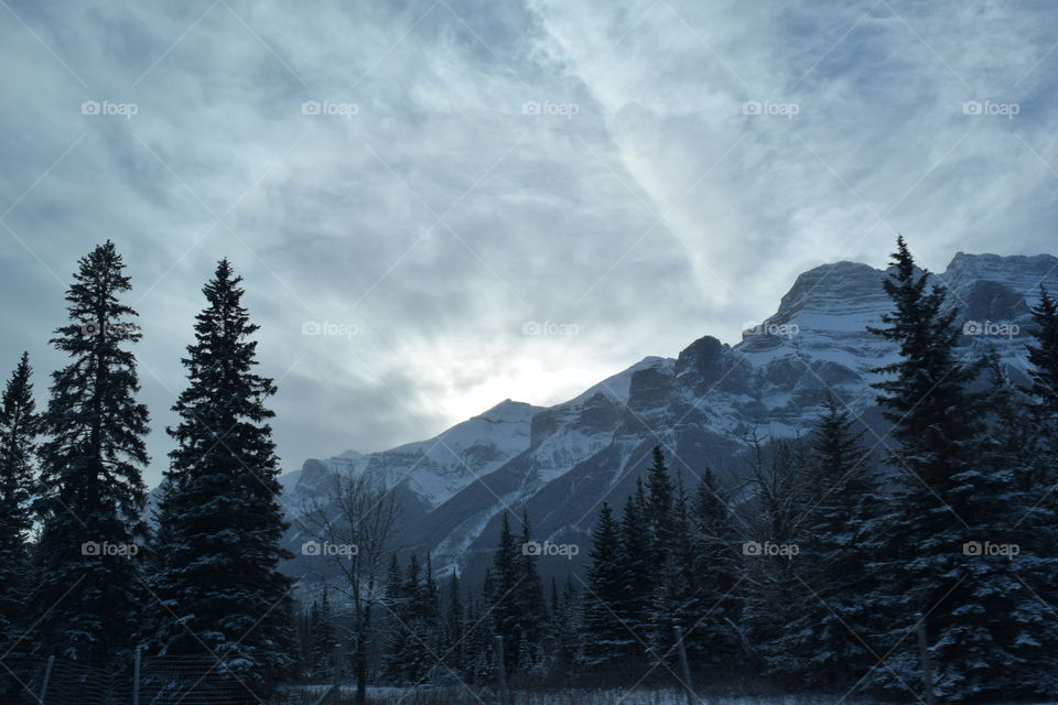 Snowcapped canadian rockies