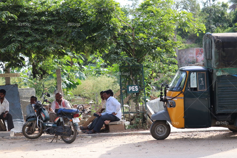 people busy chit chatting