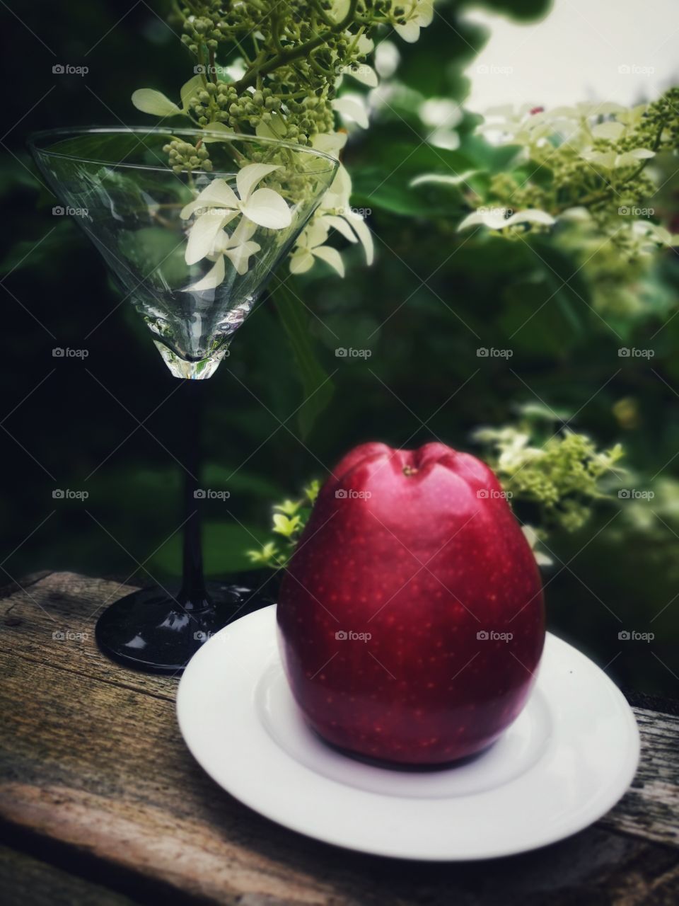 Drink flowers and inhale the aroma of Greek apples. Summer