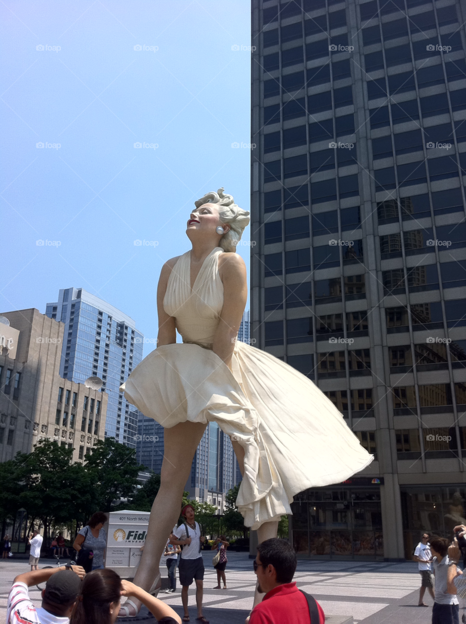 statue chicago marilyn monroe by tbevan