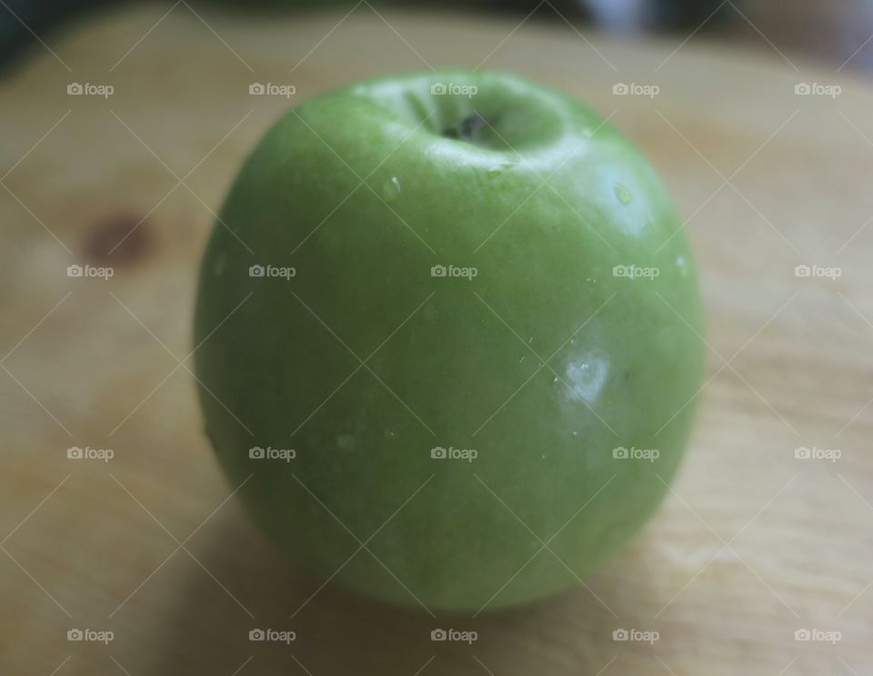 Green apple