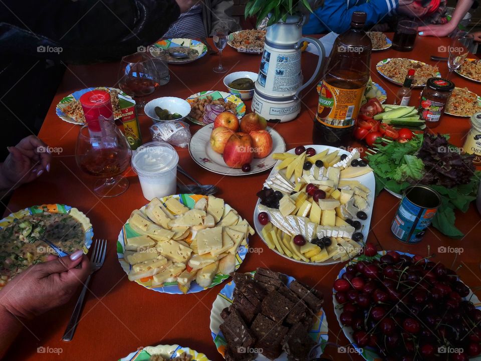 food vegetables table