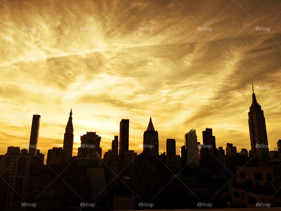 Golden hour NYC . New York sky