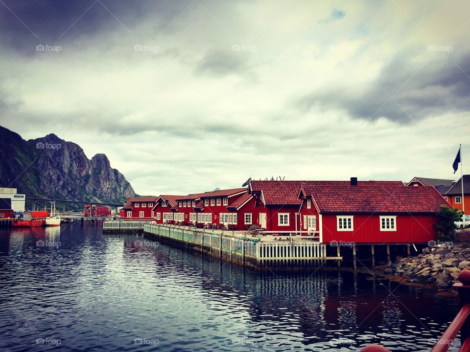 Red houses in Svolvær 