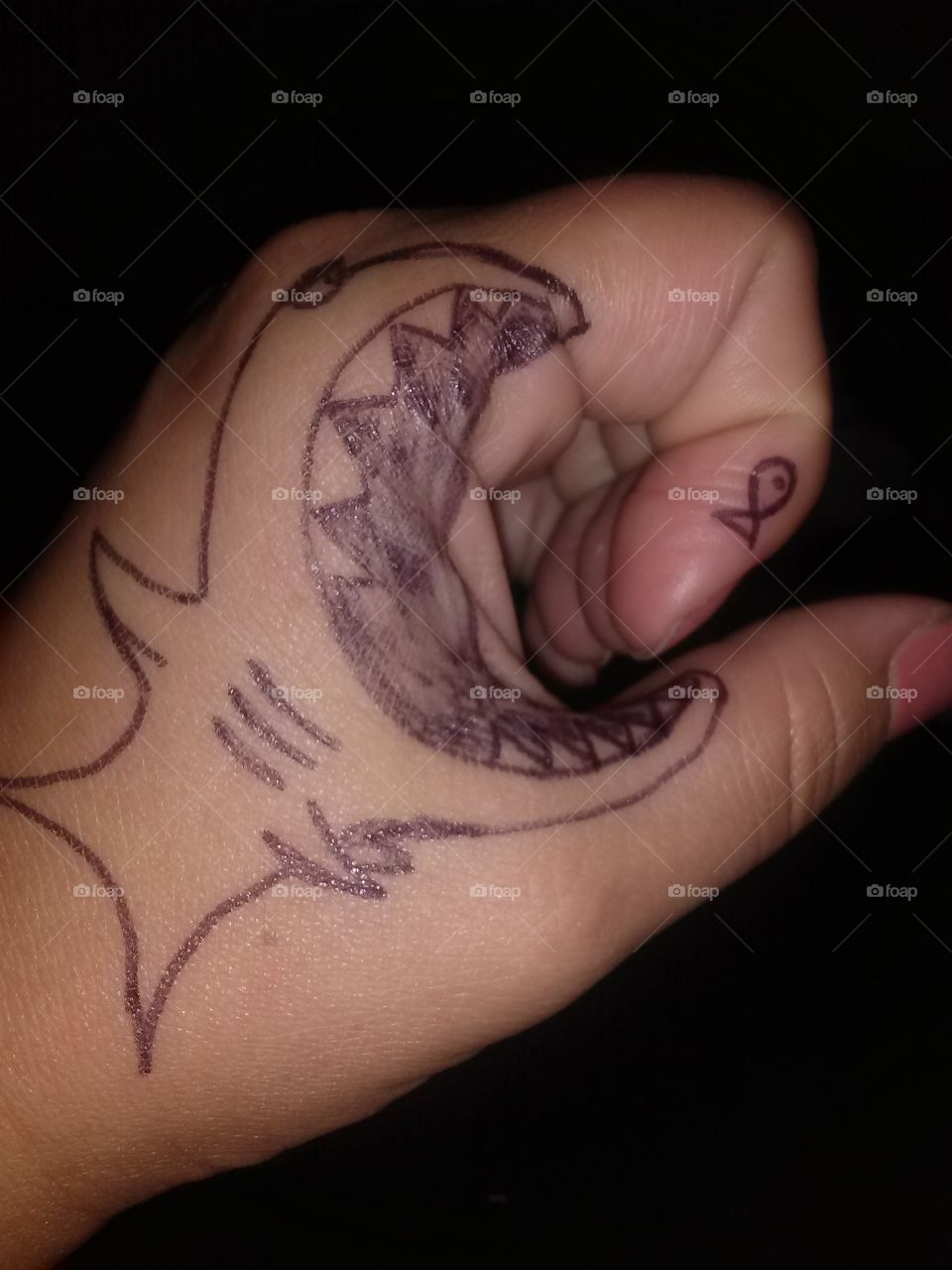 Hand Shark