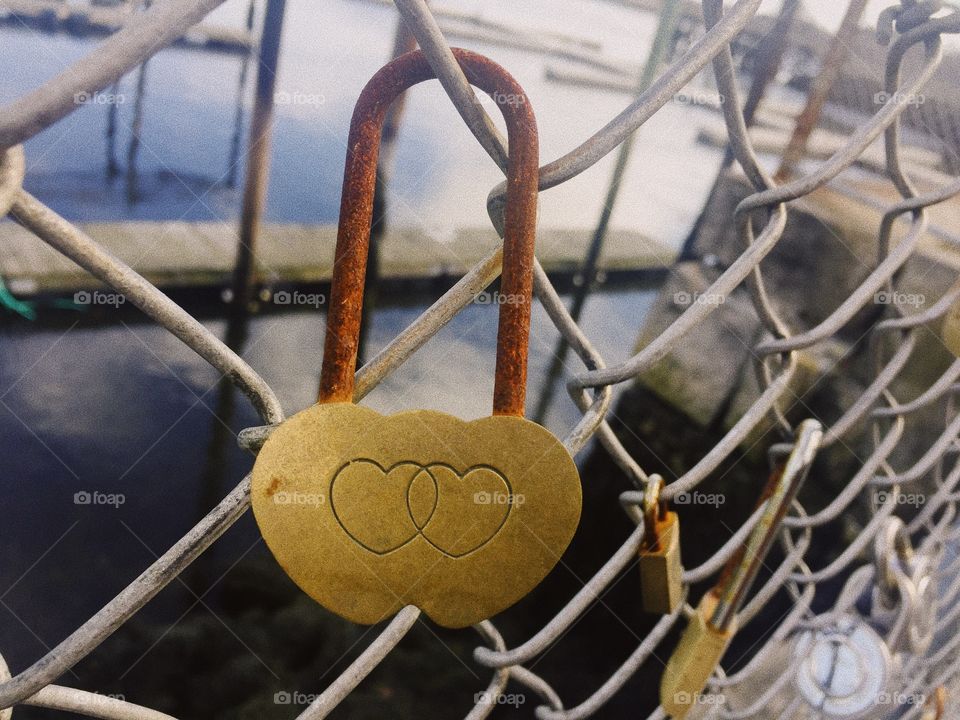 Love lock 