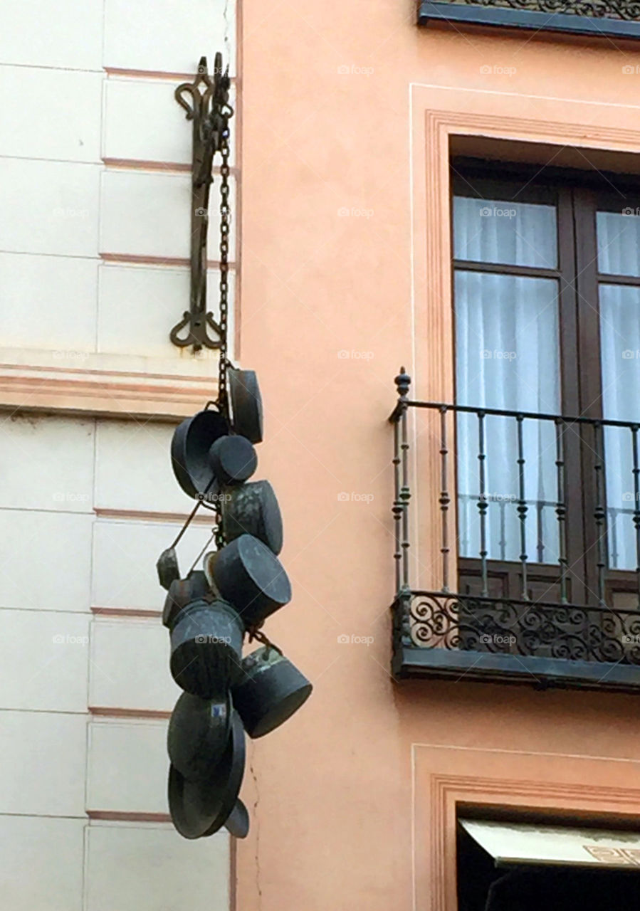 Hanging Pots
Toledo, Spain