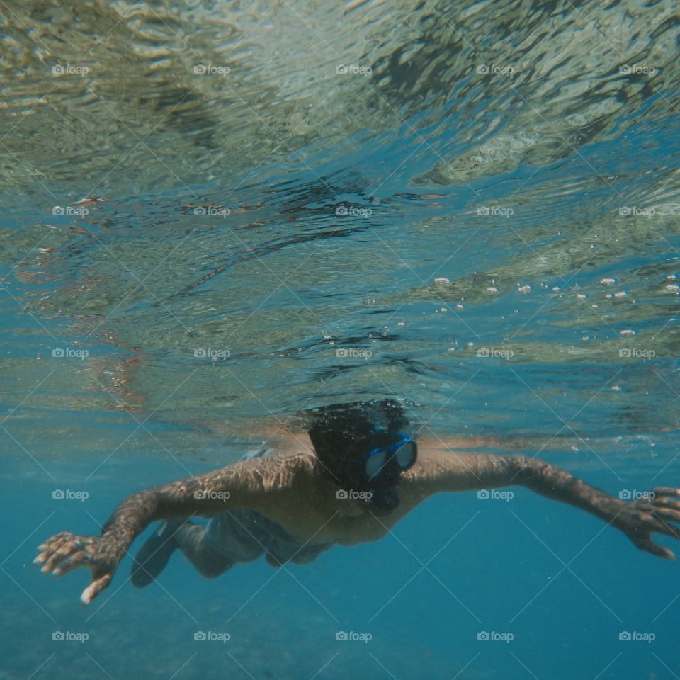 diving in summer 