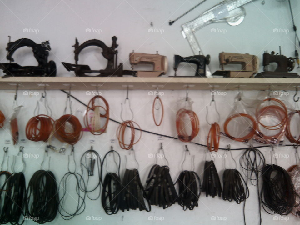 Sewing machines and spare parts for optimum performance