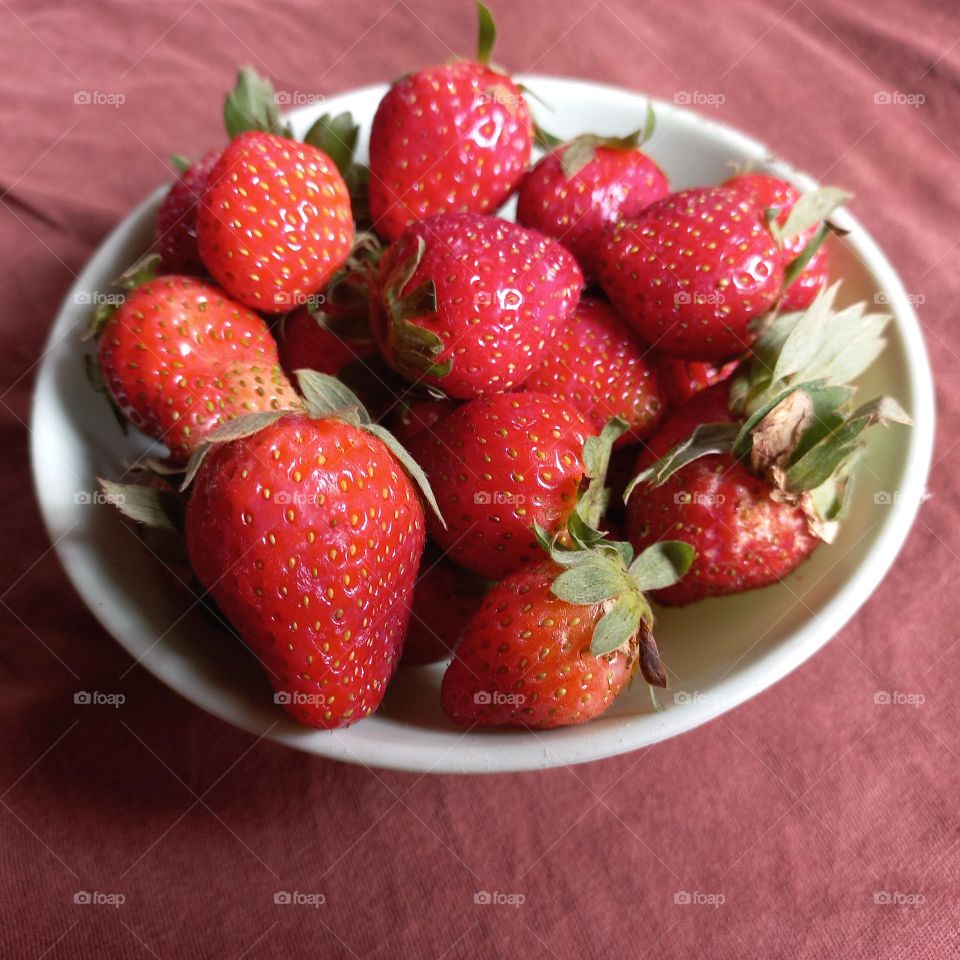 Strawberries are a source of the essential nutrient vitamin C which helps fight various viral and bacterial infections.