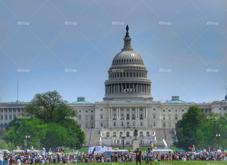 The Washington Capital Building with protesters.