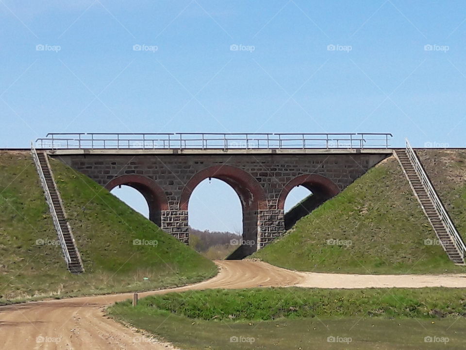 train bridge