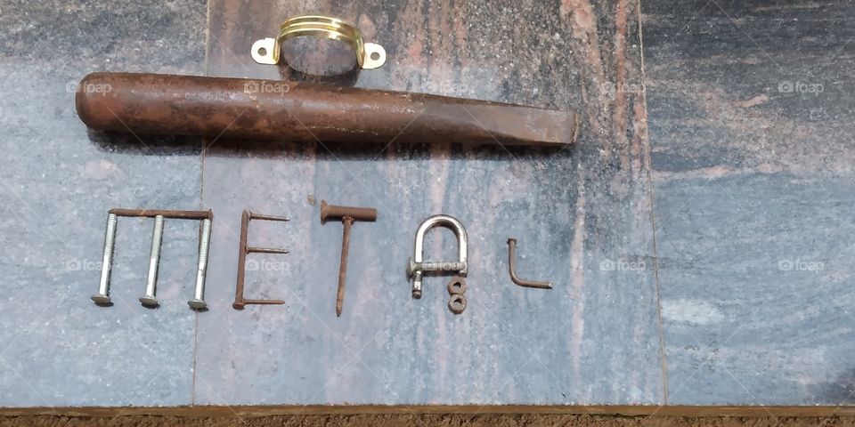 Metal - Nails,clamp & digging tool