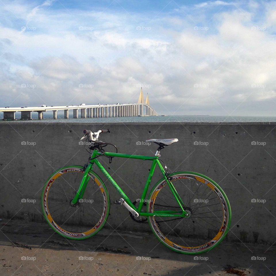 bridge & bike