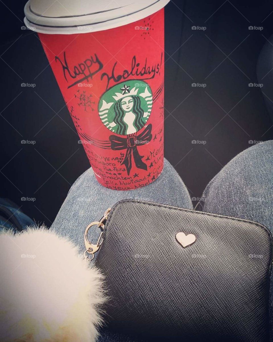 Starbucks Christmas cup with snowflakes and a bow. Original design. Merry Cristmas in 13 different languages to rapresent different cultures.