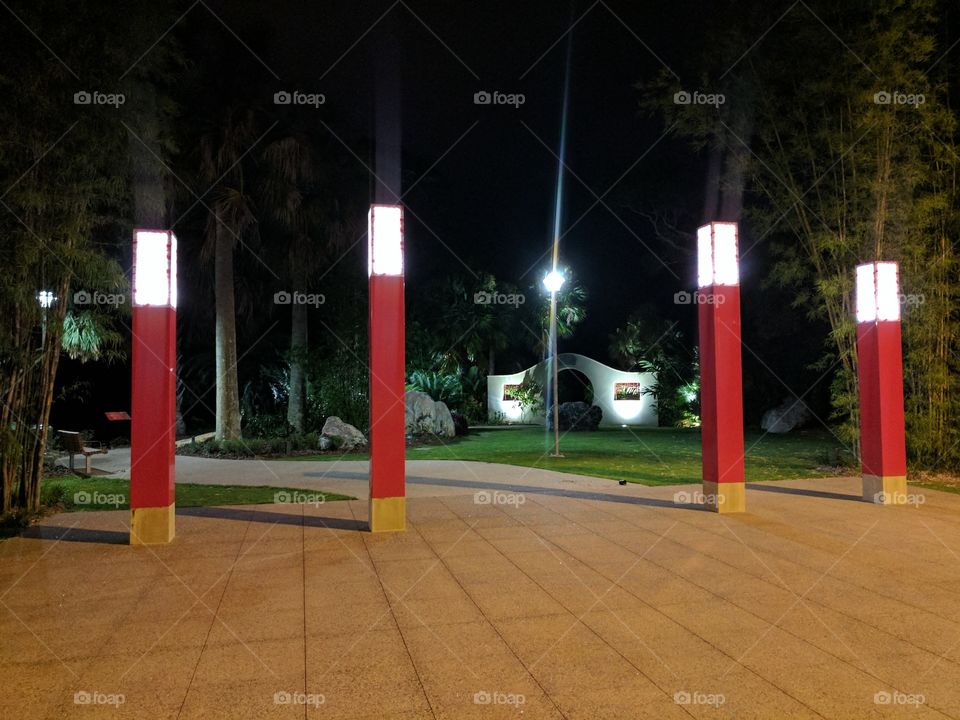 Centenary Park Cairns at night 👌