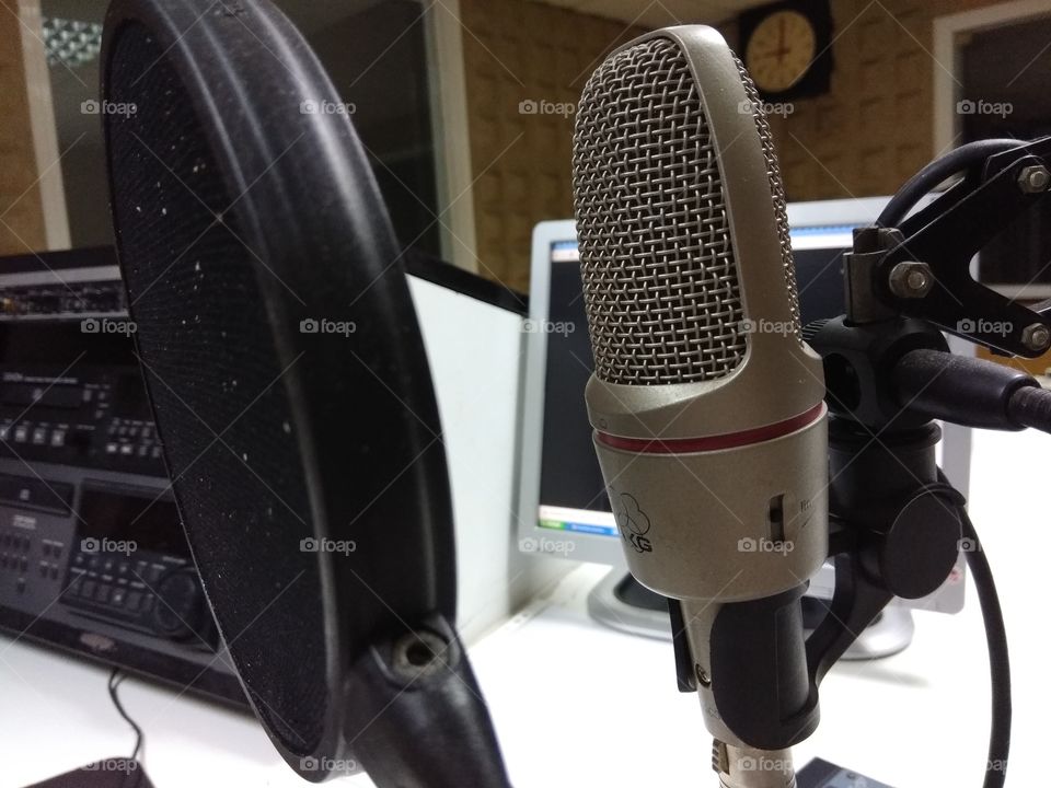 akg canford VoiceOver