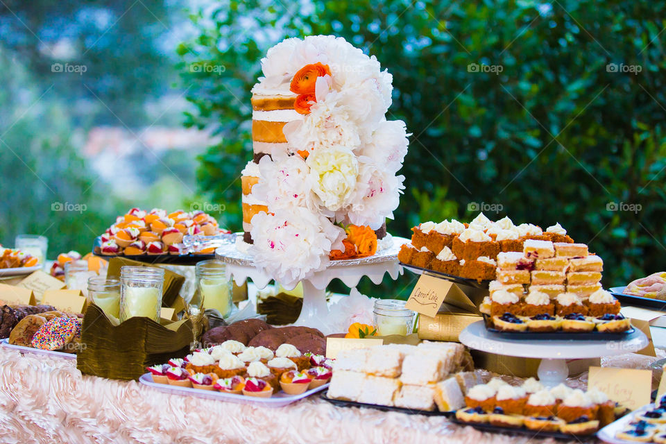 party cake wedding reception