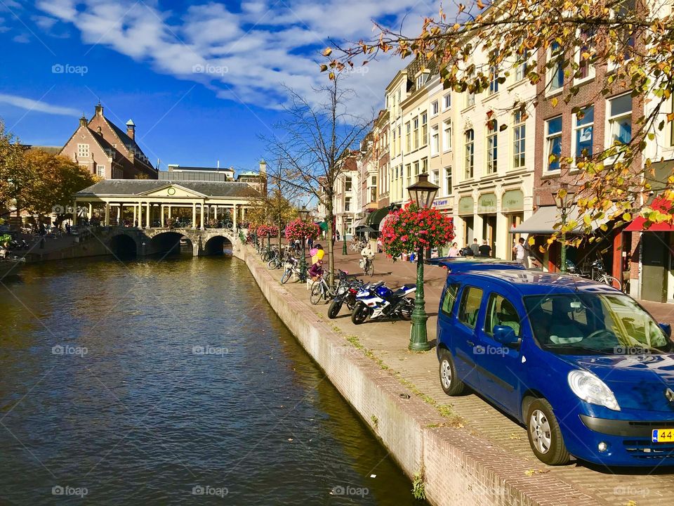 Leiden canal