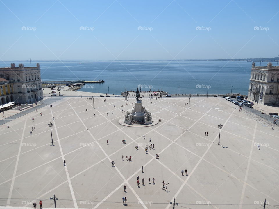 Lisbonne Place du commerce 