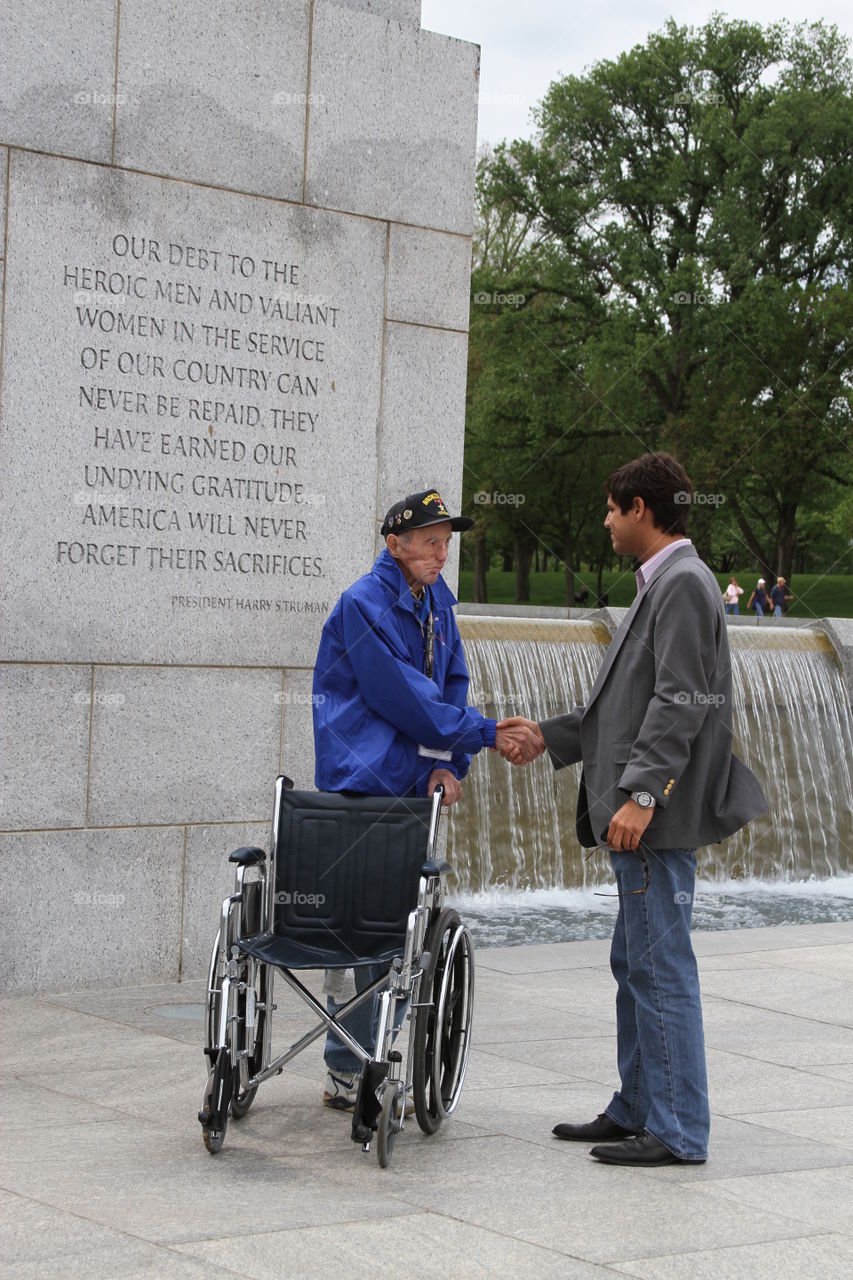 Thanking a veteran