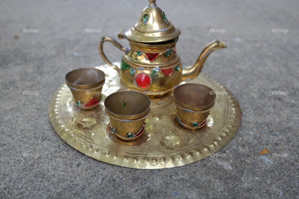 Golden Tin Moroccan tea set
