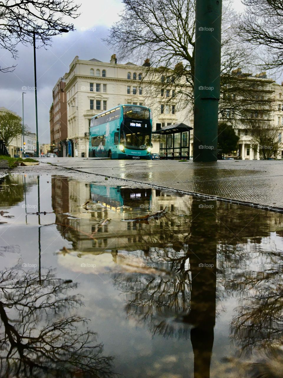 Colourful water reflection!💦