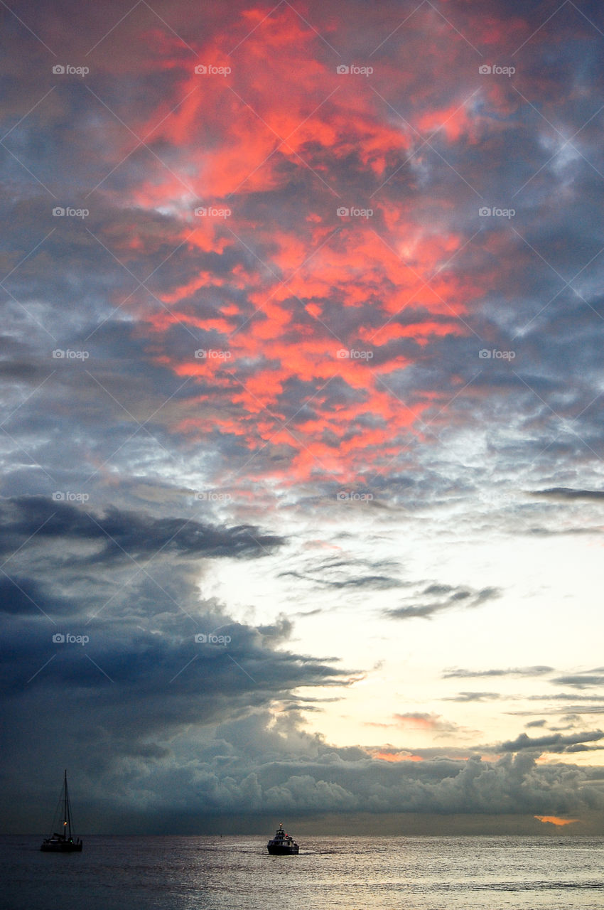 Blue hour in Saint-Gilles-les-Bains