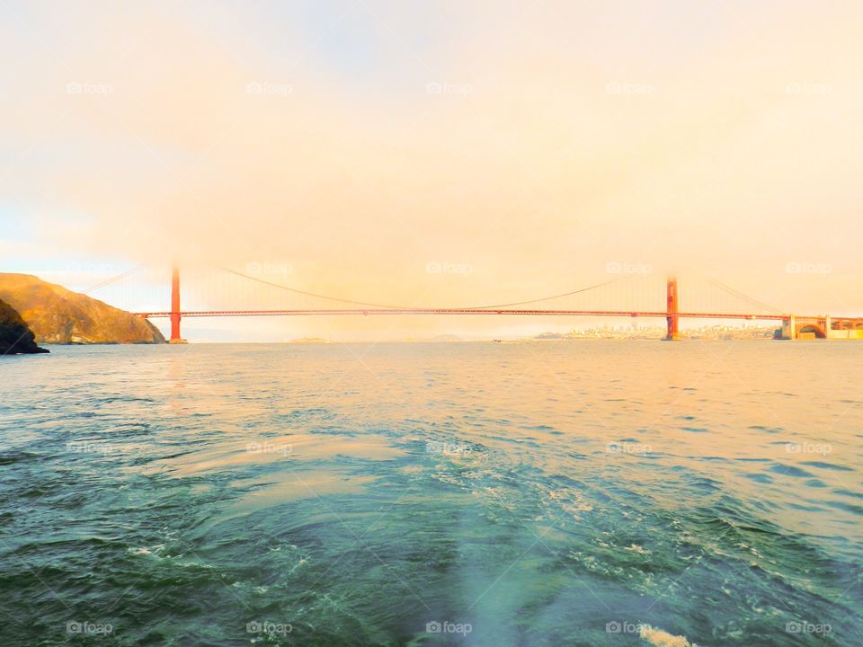 Golden Gate Bridge 
San Francisco 