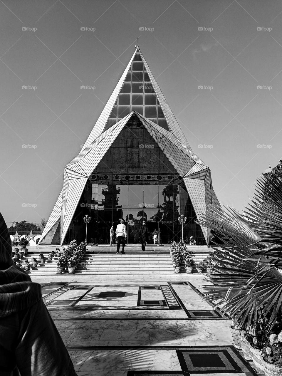 black and white modern architecture.