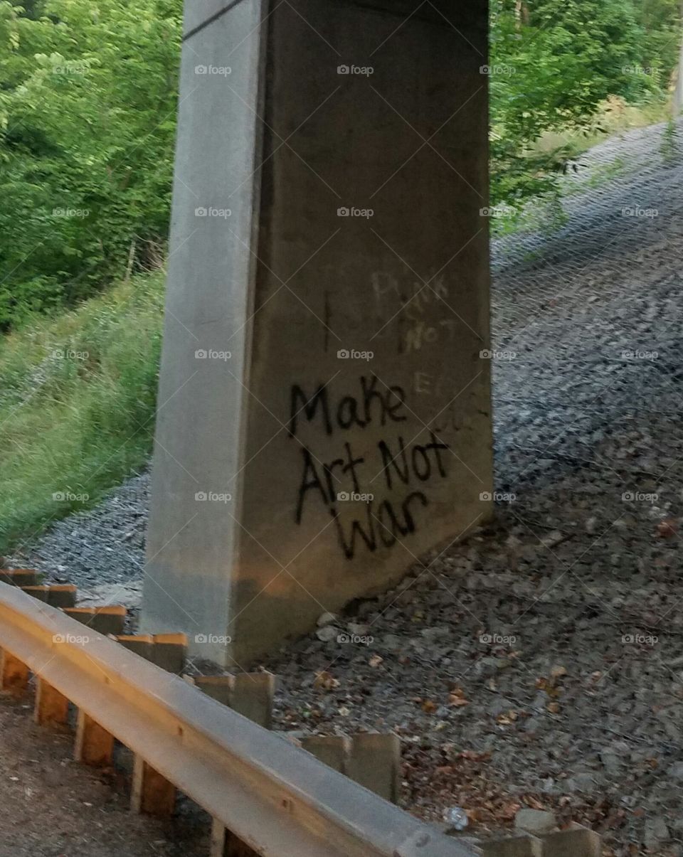 graffiti message