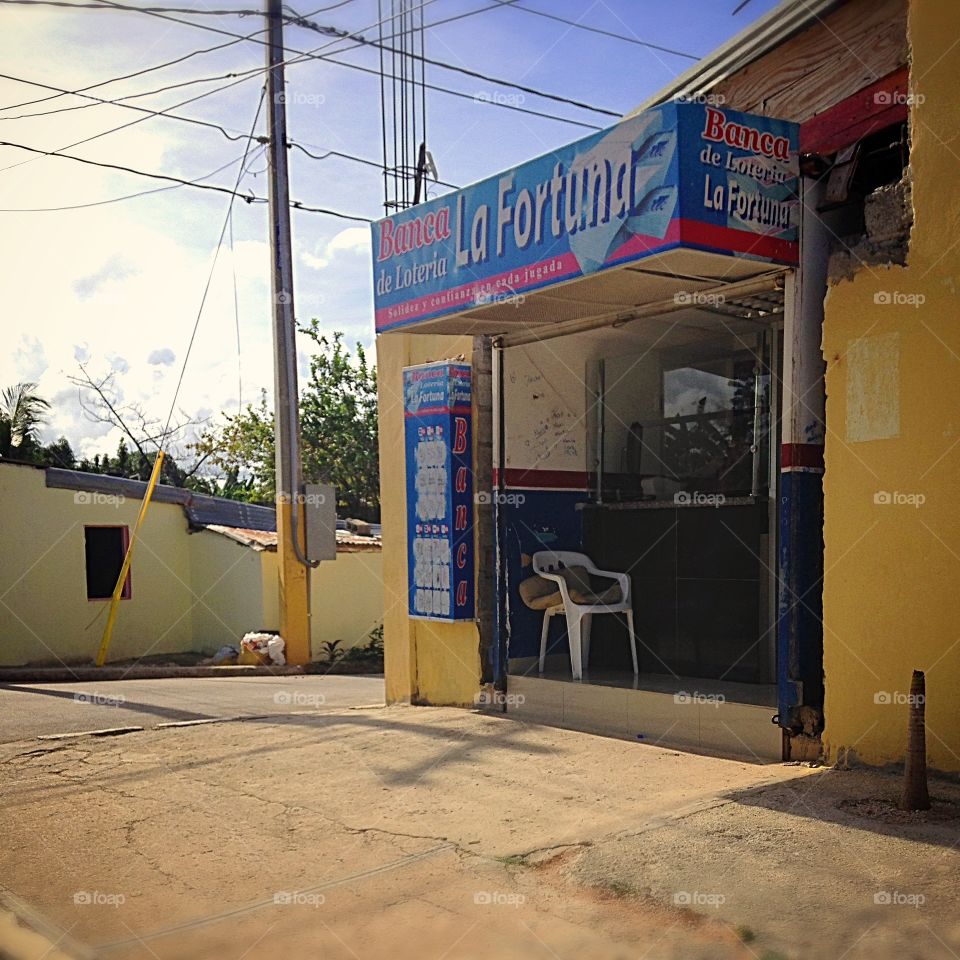 Banca - Banks are a bit different in Dominican Republic 