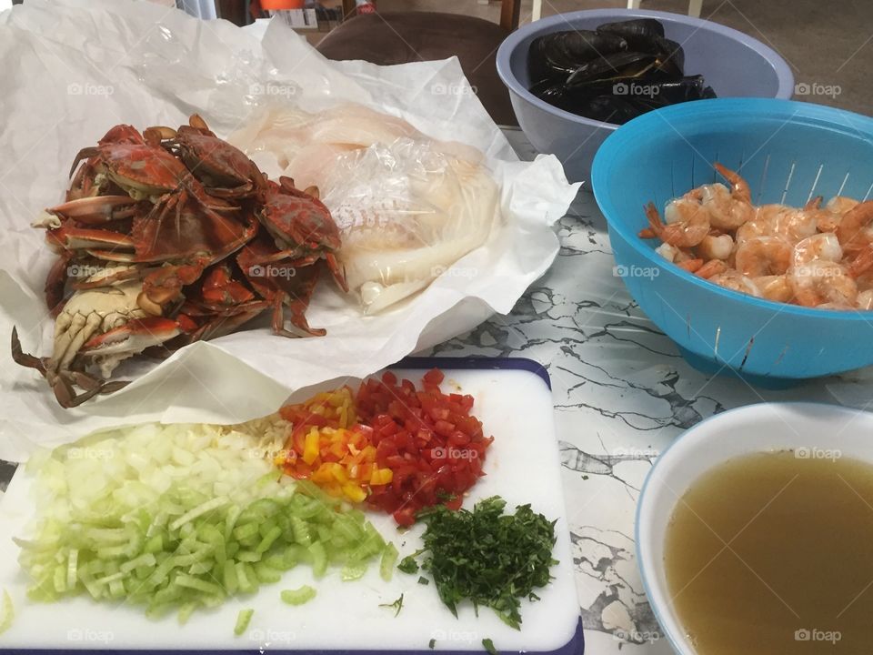 Preparing for seafood rice