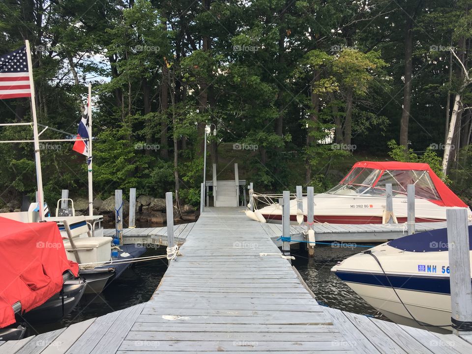 the dock at the lake 