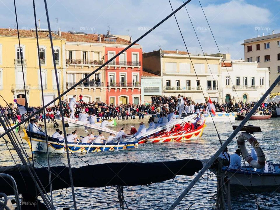 Europe travel -Immersed in the fun of the festival, the biennial Sete Sea Sailing event brings together some of Europe's most famous sailing ships, as well as the Portuguese Pirate Ship and Pirates of the Caribbean, night falls, and port light shows.