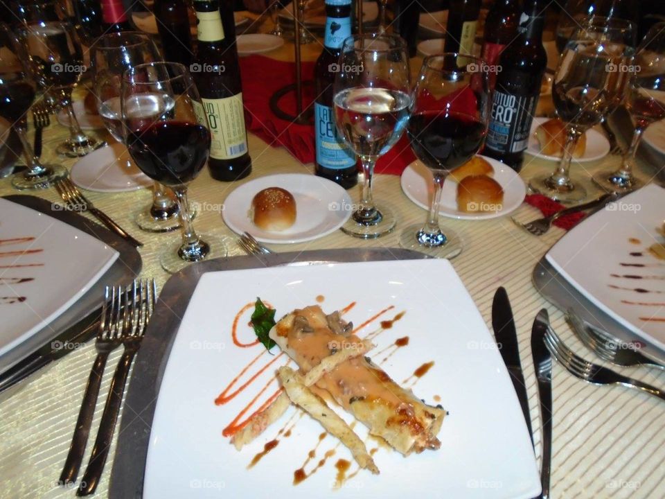 Wine, Tableware, Dining, Cutlery, Flatware